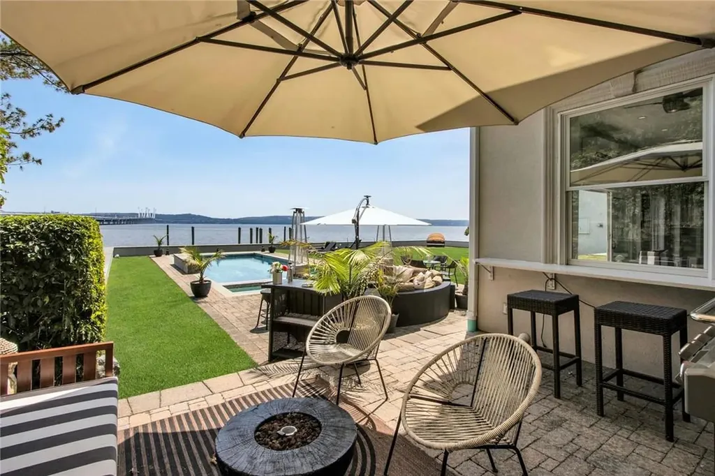 74 River Road Nyack NY 10960