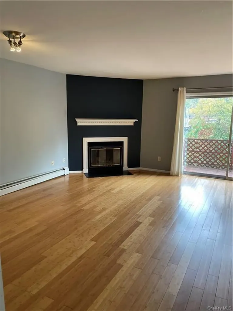 32 Brookside Drive W Harriman NY 10926