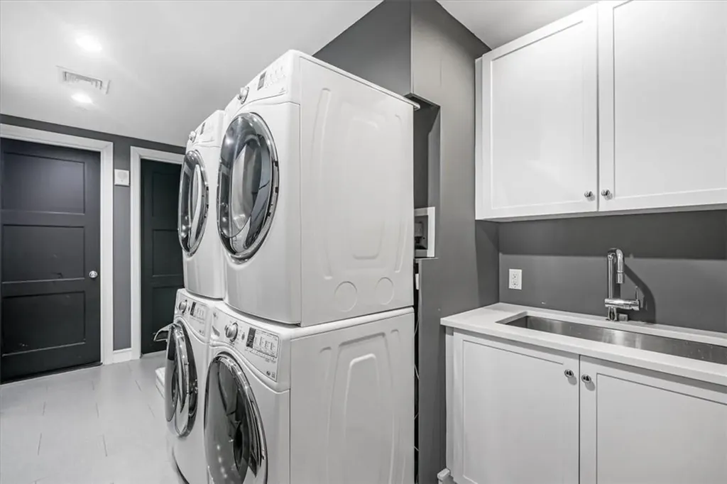 1 Renaissance Square White Plains NY 10601