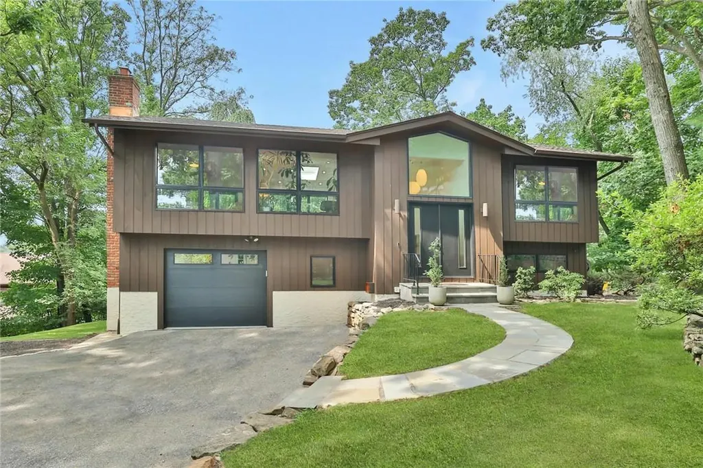 7 Summit Terrace Dobbs Ferry NY 10522