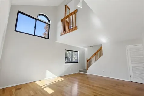 26 Tulip Court Nanuet NY 10954