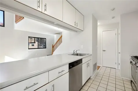 26 Tulip Court Nanuet NY 10954