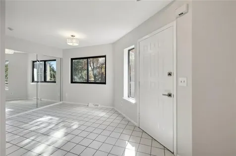 26 Tulip Court Nanuet NY 10954