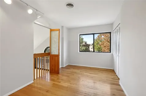 26 Tulip Court Nanuet NY 10954