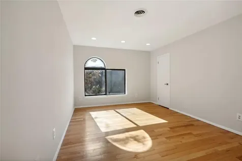 26 Tulip Court Nanuet NY 10954