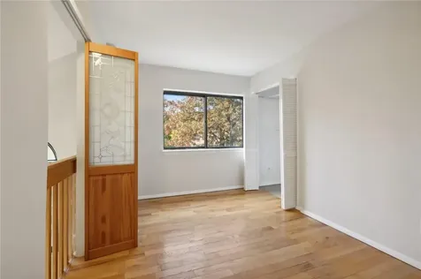 26 Tulip Court Nanuet NY 10954