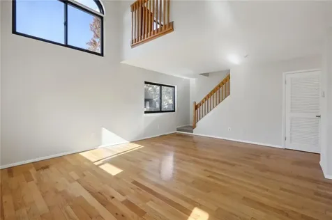 26 Tulip Court Nanuet NY 10954