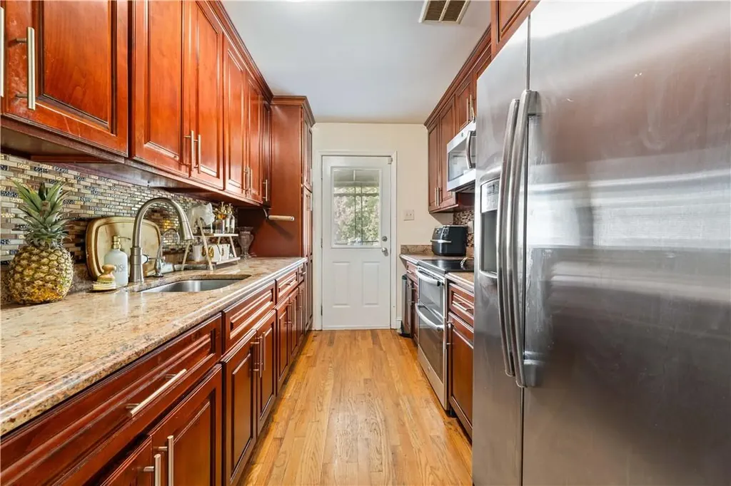 599 Beech Terrace Bronx NY 10454