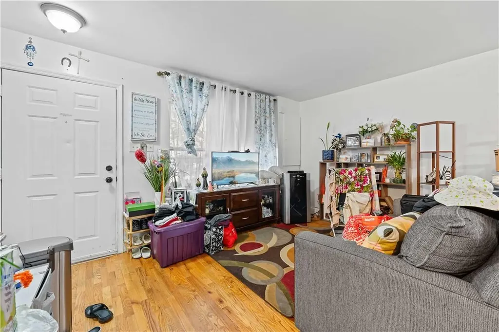 599 Beech Terrace Bronx NY 10454