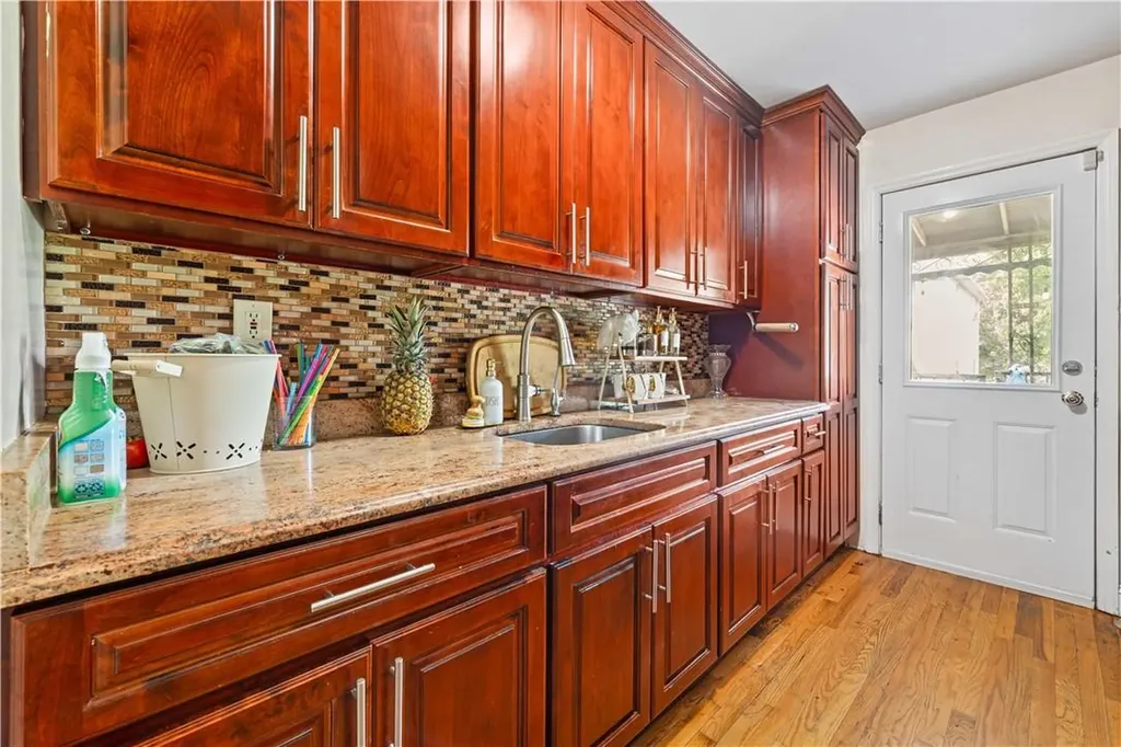 599 Beech Terrace Bronx NY 10454