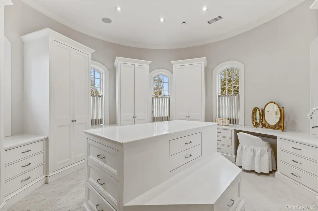 19 Park Drive S Rye NY 10580