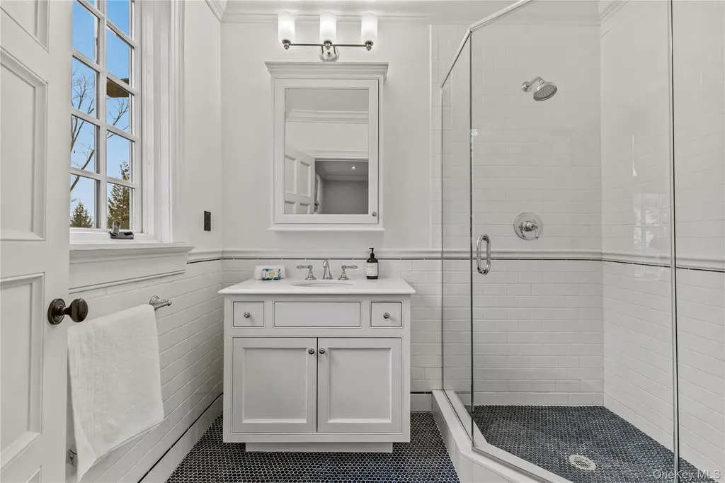 19 Park Drive S Rye NY 10580