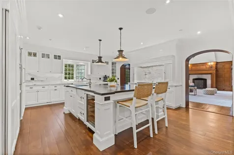 19 Park Drive S Rye NY 10580