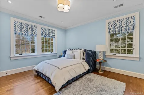 19 Park Drive S Rye NY 10580