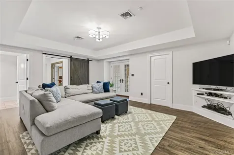 19 Park Drive S Rye NY 10580