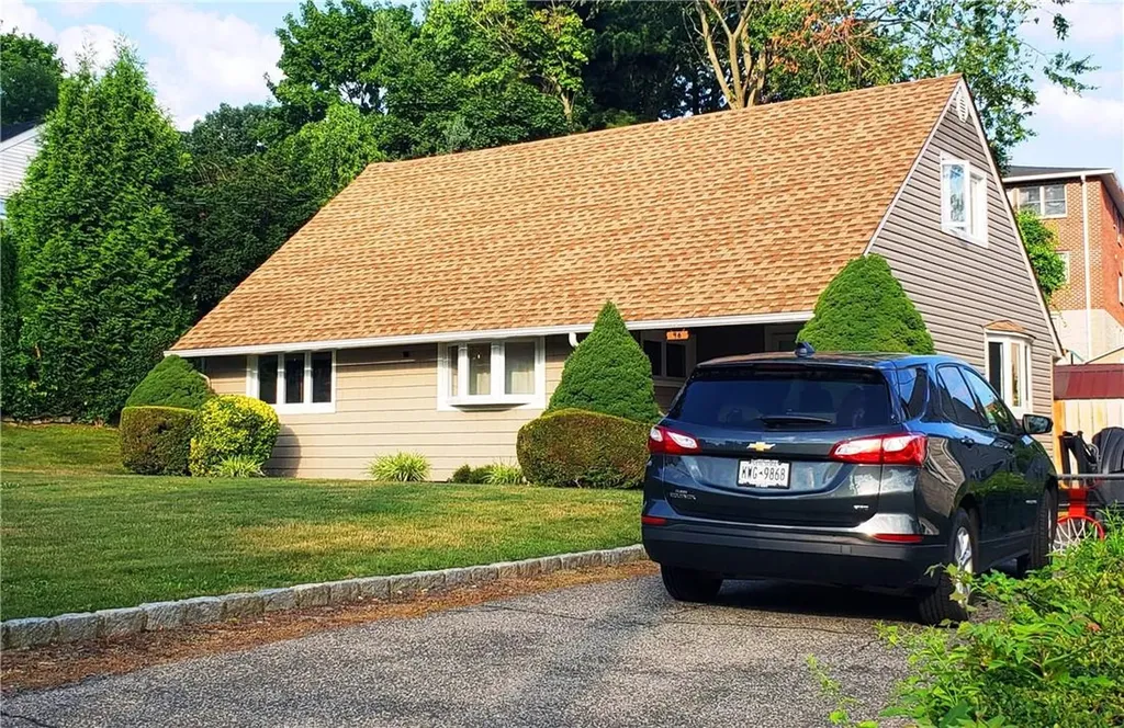 96 Whitman Road Yonkers NY 10710