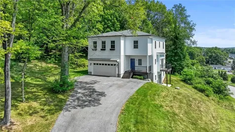 15 Wiltse Lane Poughkeepsie NY 12603