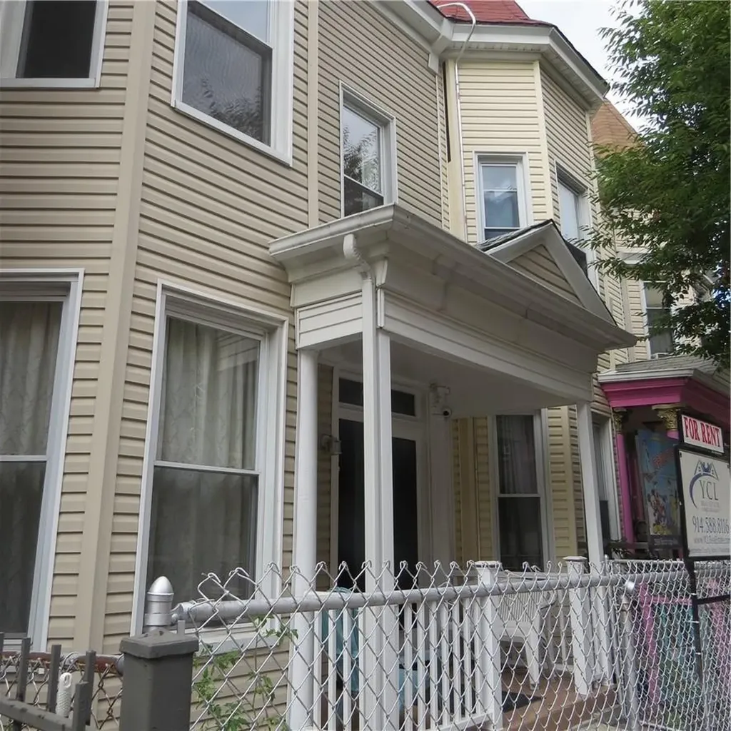 2567 Bainbridge Avenue Bronx NY 10458