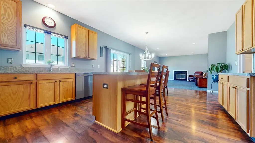 2044 Independence Drive New Windsor NY 12553
