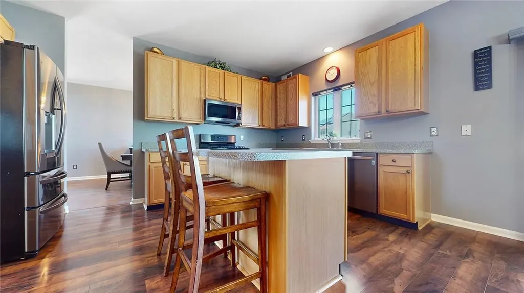 2044 Independence Drive New Windsor NY 12553