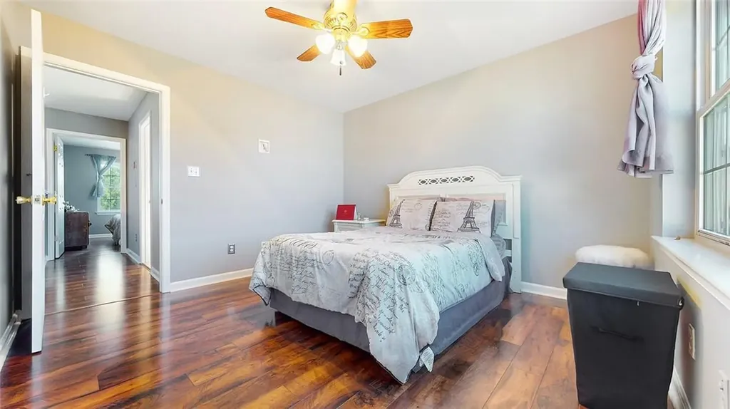 2044 Independence Drive New Windsor NY 12553