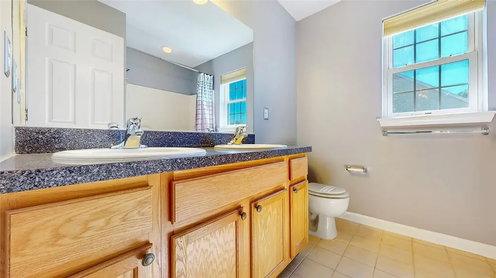 2044 Independence Drive New Windsor NY 12553