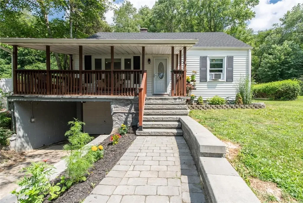 2 Bishop Drive Poughkeepsie NY 12603