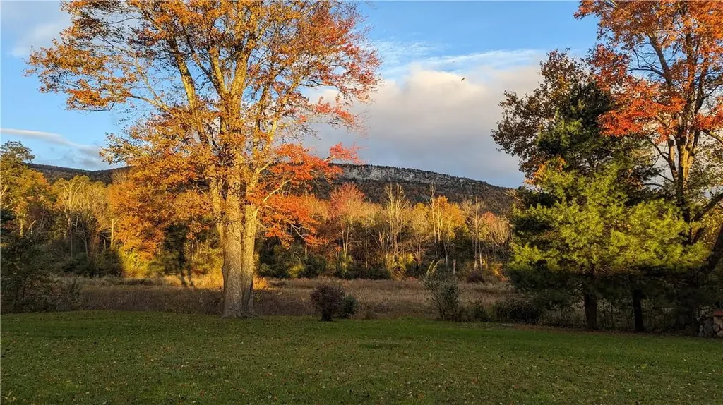 1120 Bruynswick Road Gardiner NY 12525