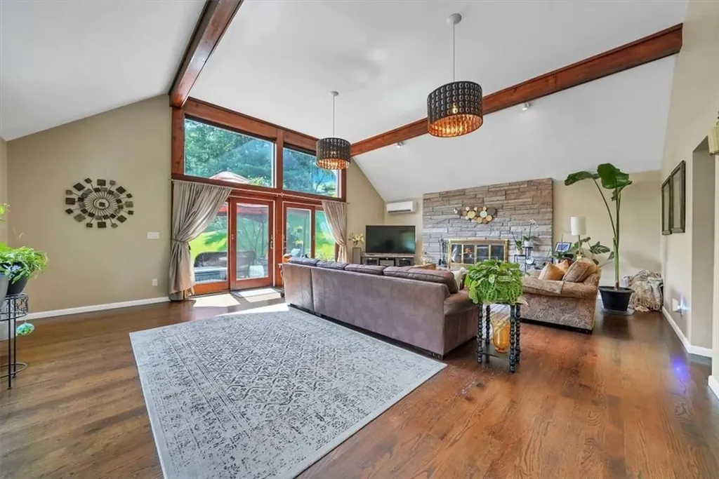 150 Lakes Road Monroe NY 10950