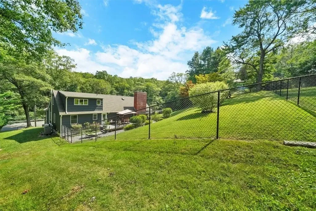 150 Lakes Road Monroe NY 10950