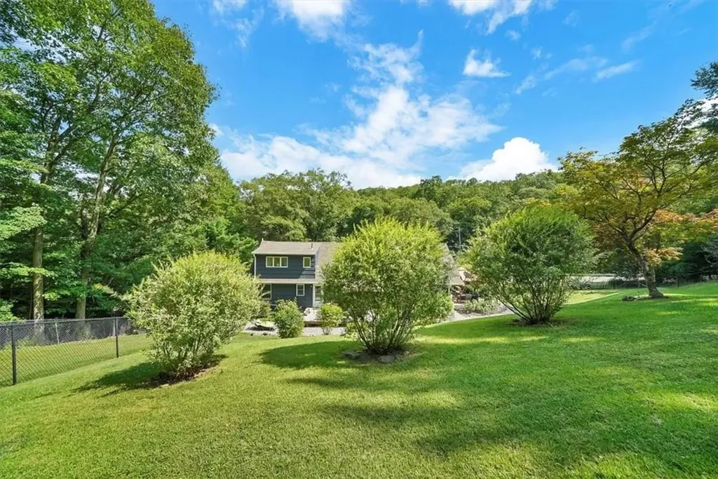 150 Lakes Road Monroe NY 10950