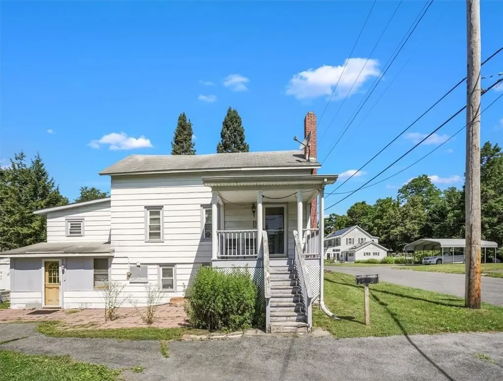 21 Maple Avenue Highland NY 12528