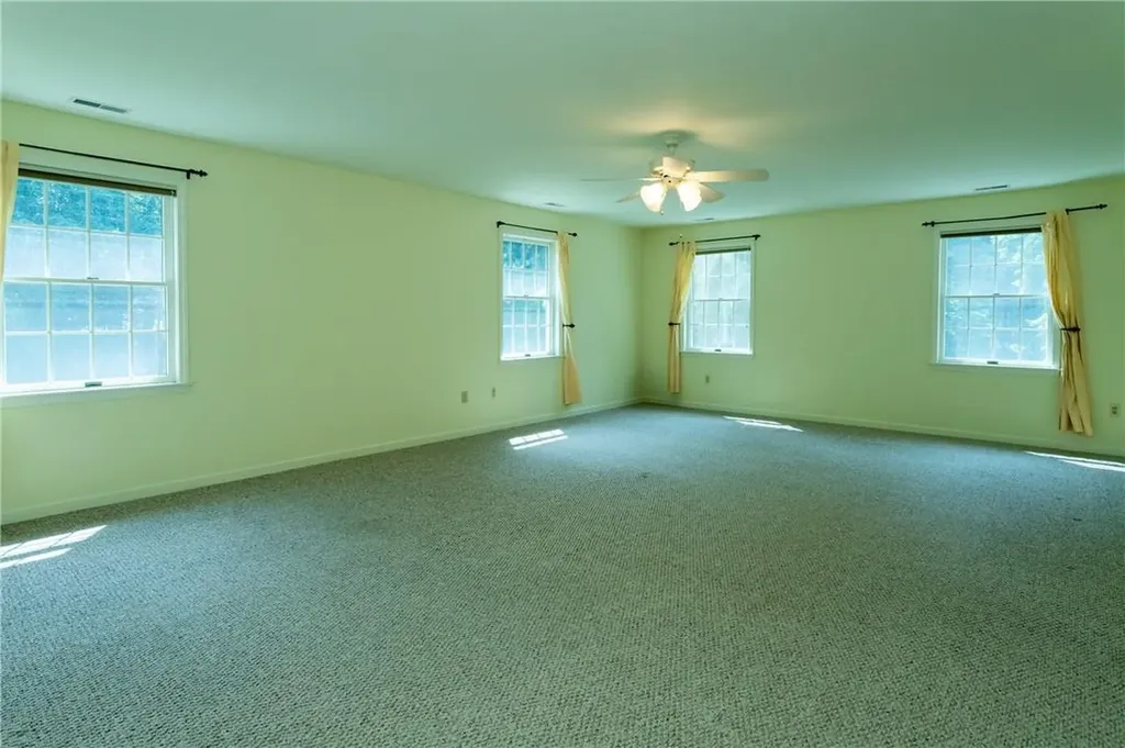 121 Old Oak Road Warwick NY 10990