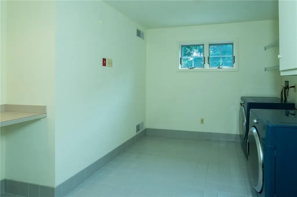 121 Old Oak Road Warwick NY 10990