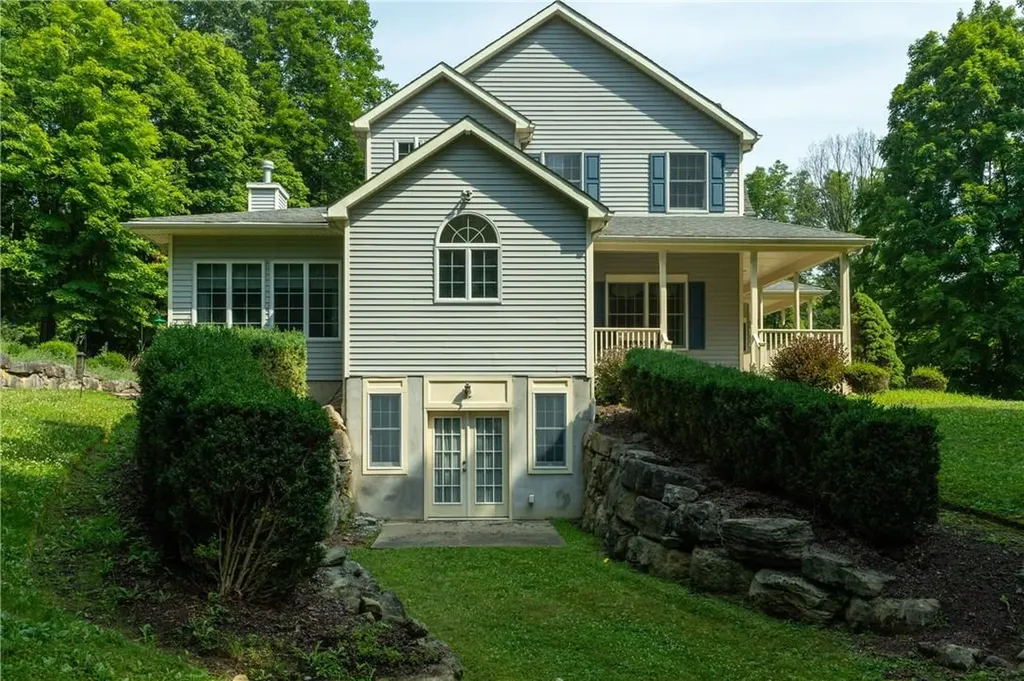 121 Old Oak Road Warwick NY 10990