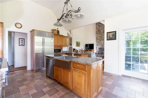 358-366 Masten Road Pleasant Valley NY 12569