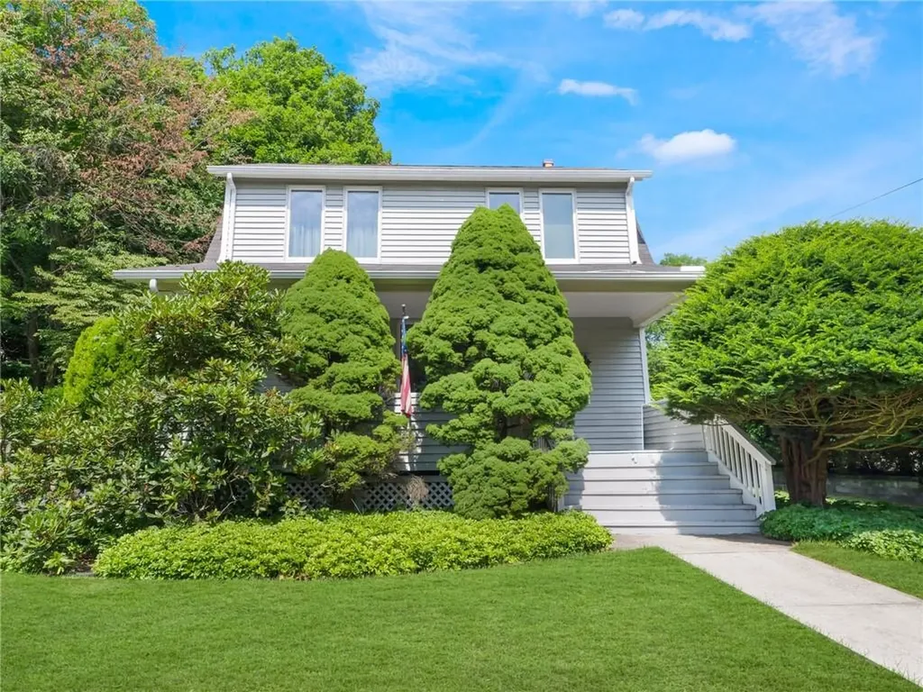 1 Brookside Avenue Airmont NY 10901