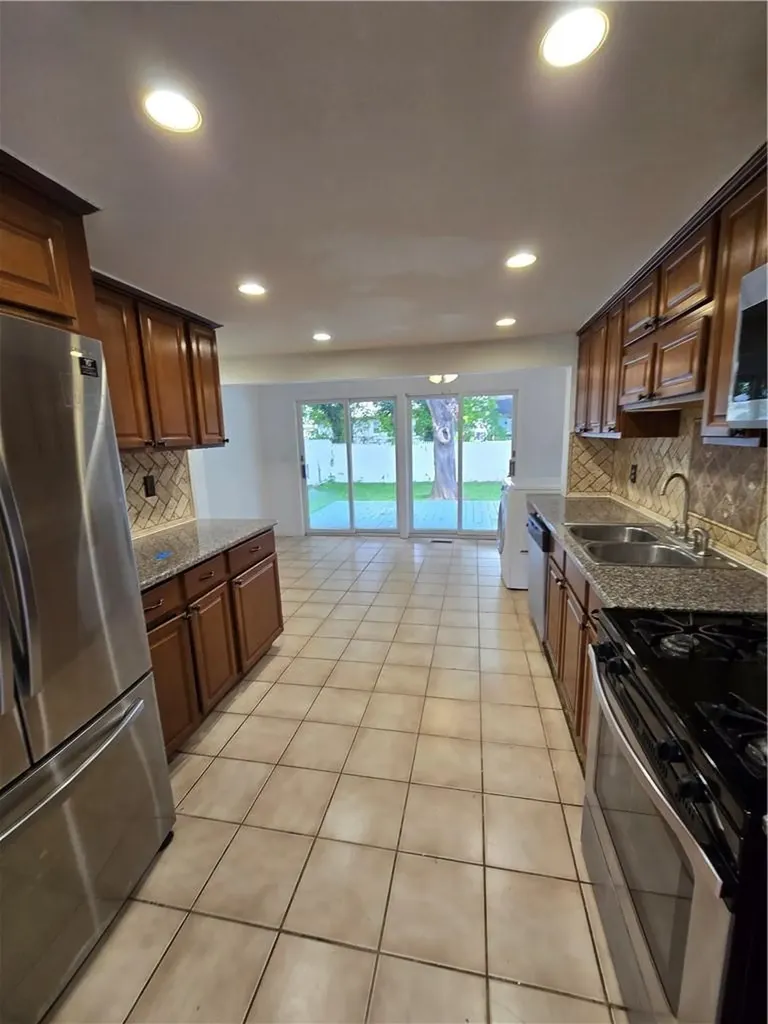 18 Jerben Drive Stony Point NY 10980