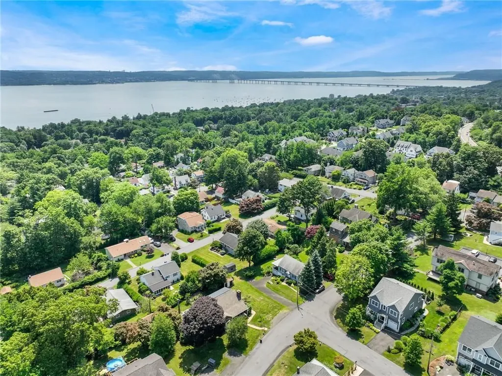 411 Glen Avenue Nyack NY 10960