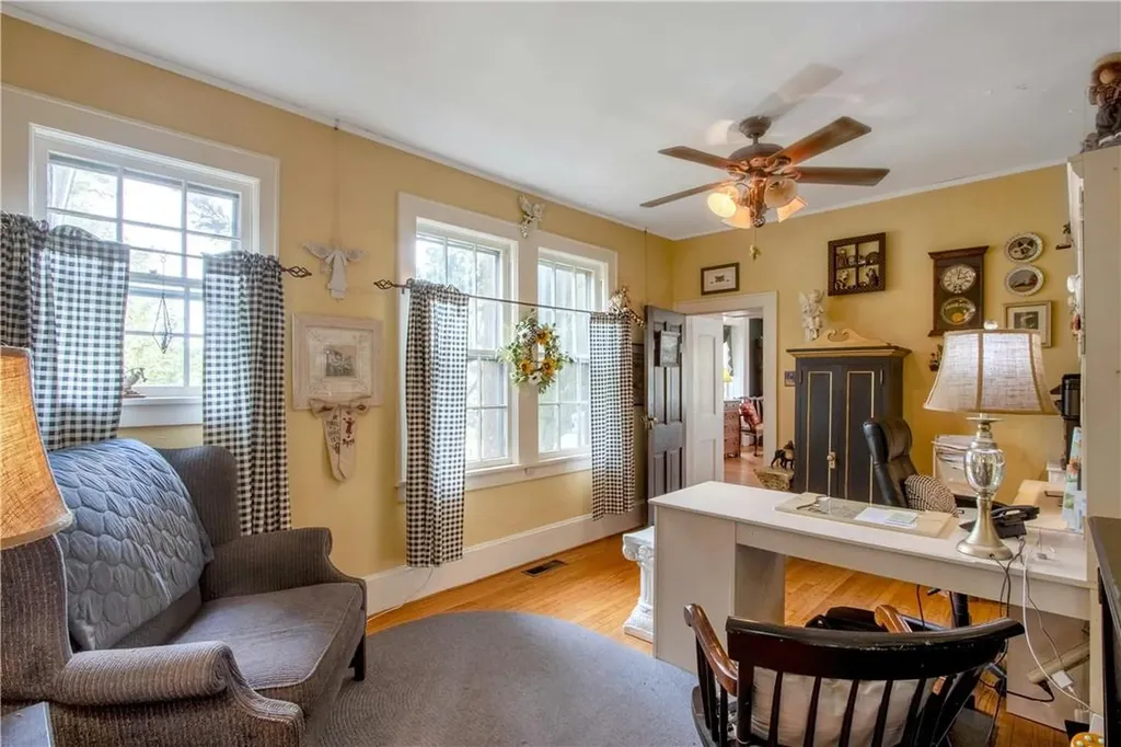 447 Scotchtown Collabar Road Middletown NY 10941