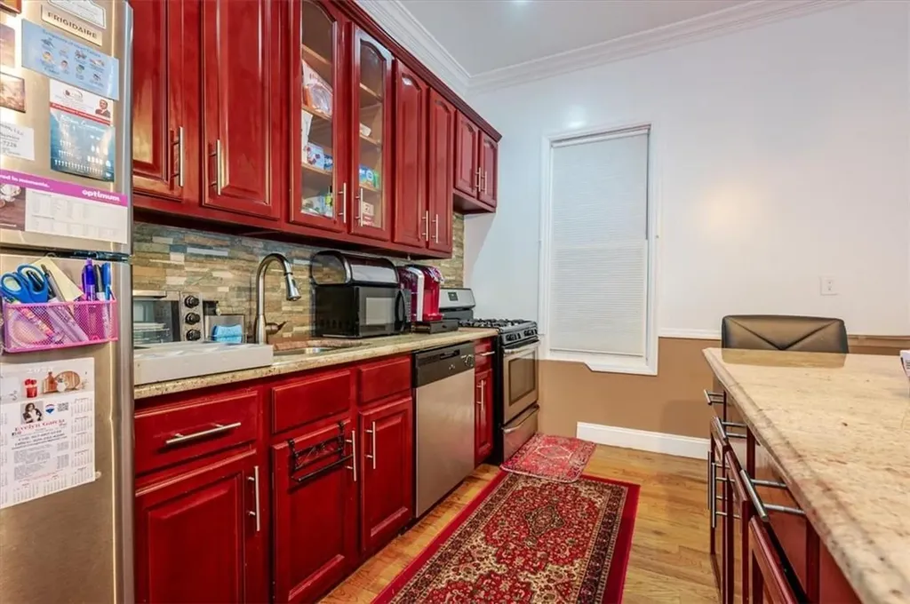 677 E 224th Street Bronx NY 10466