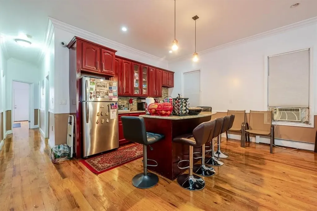 677 E 224th Street Bronx NY 10466