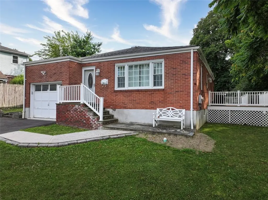 32 Crescent Avenue Newburgh NY 12550