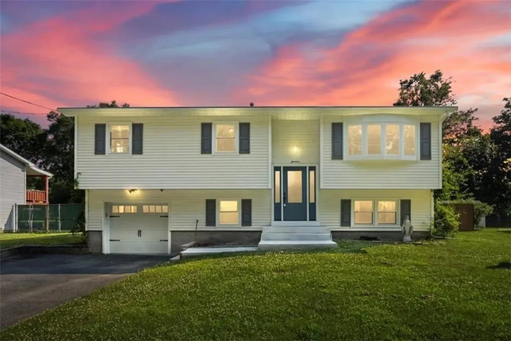 13 Robin Road Poughkeepsie NY 12601