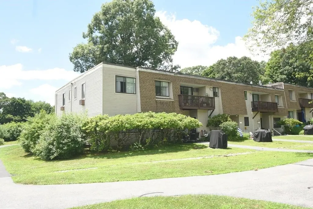 216 Vista On The Lake Carmel NY 10512