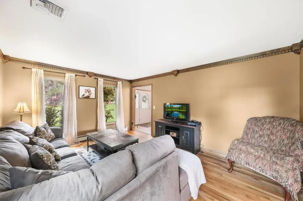 9 Angelas Way Goshen NY 10924