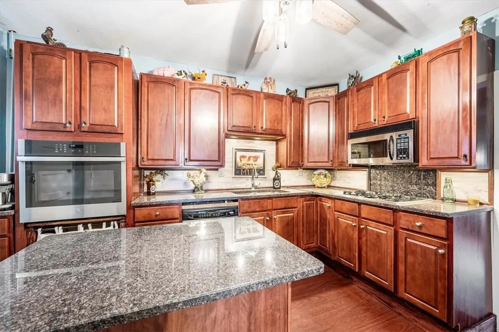 52 Ulster Avenue Walden NY 12586