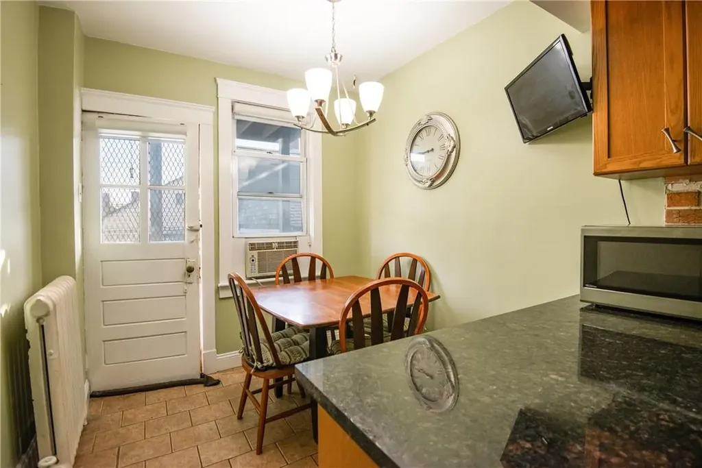 1721 Montgomery Place Bronx NY 10461