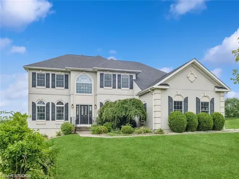 39 Ridgeline Drive Poughkeepsie NY 12603