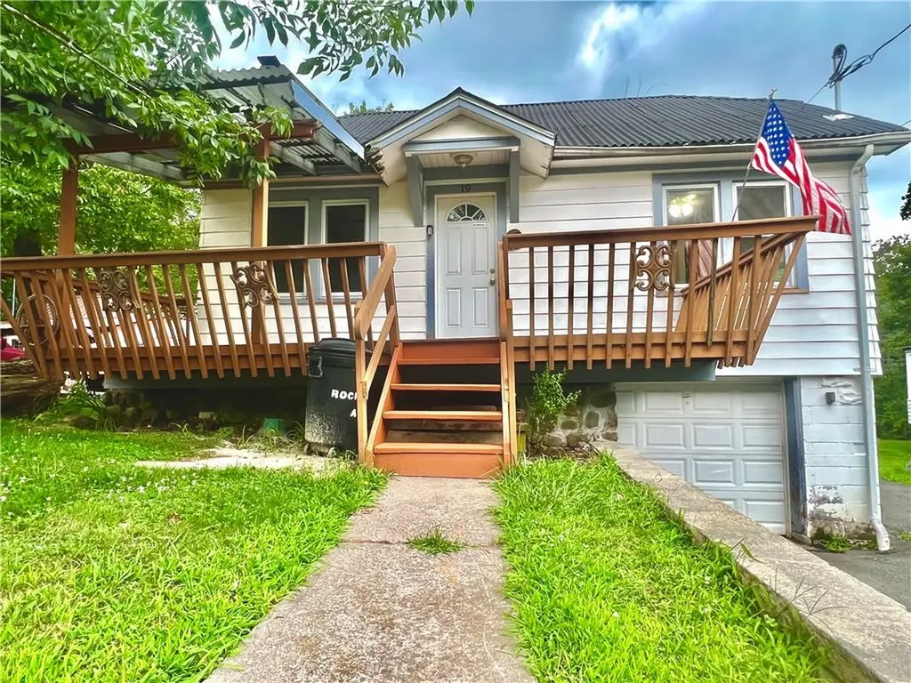 19 Rock Ridge Avenue Monticello NY 12701